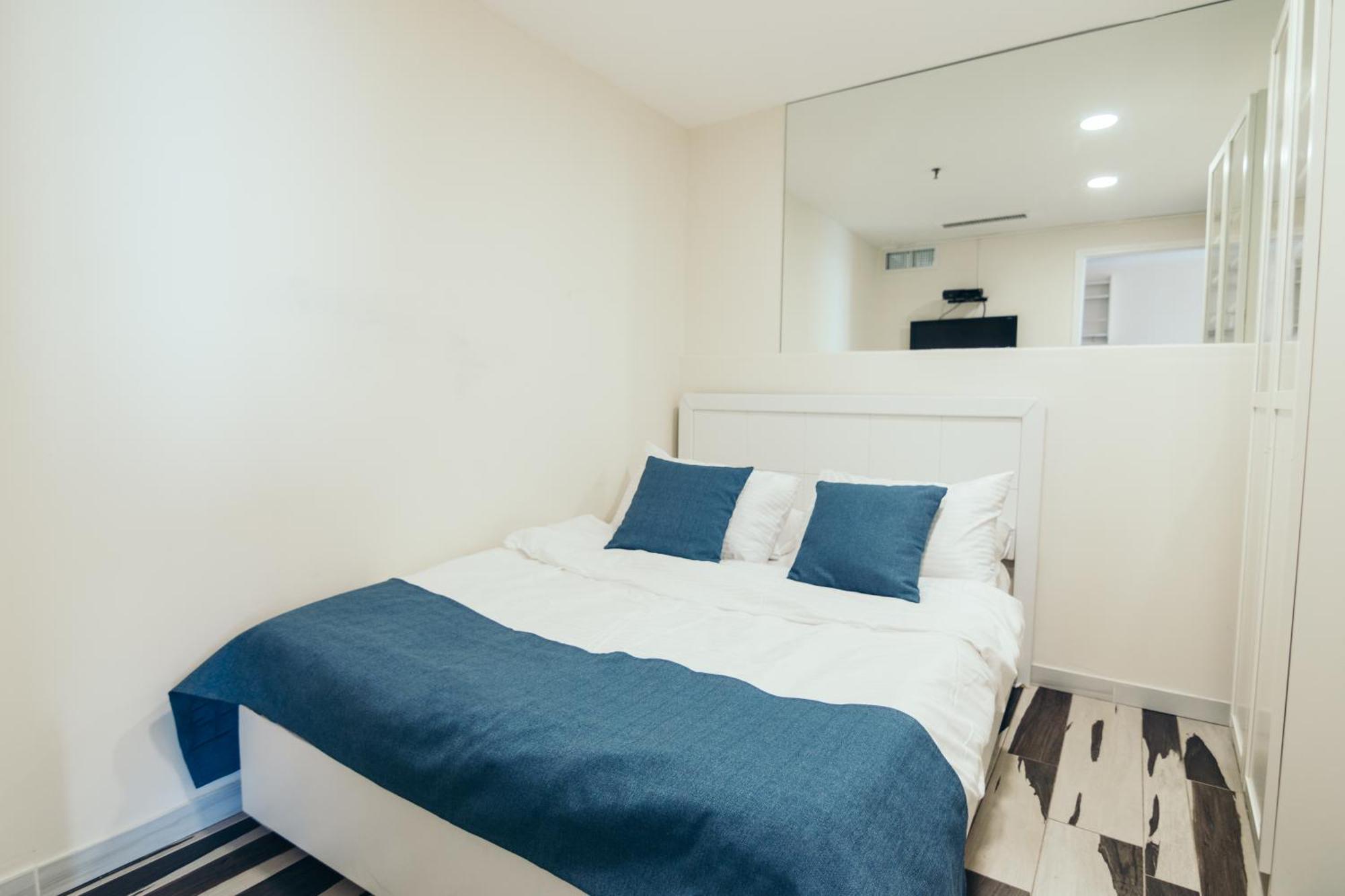 Almog Beach Apt Hotel מלון דירות אלמוג ביץ' Haifa Buitenkant foto